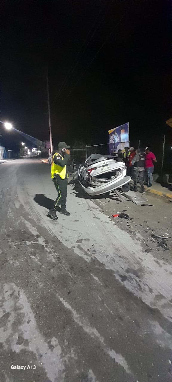 Al lugar del accidente se presentaron miembros de la Digesett (Foto: Fuente externa)